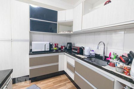 Apartamento à venda com 75m², 2 quartos e 1 vagaCozinha 