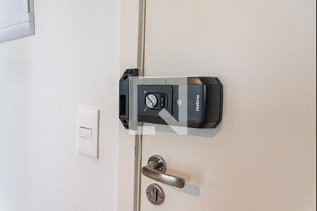 Studio à venda com 28m², 1 quarto e sem vagaFechadura eletrônica