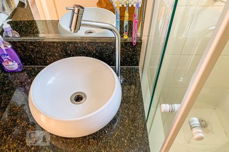 Banheiro de apartamento à venda com 2 quartos, 60m² em Jardim Myrian Moreira da Costa, Campinas