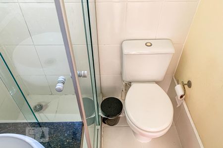 Apartamento à venda com 60m², 2 quartos e 1 vaga Apartamento à venda com 60m², 2 quartos e 1 vagaBanheiro