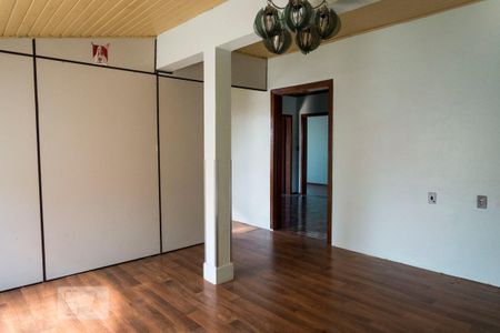 Sala 2 de casa à venda com 4 quartos, 240m² em Campo Novo, Porto Alegre