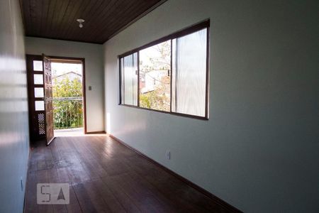 Casa à venda com 4 quartos, 240m² em Campo Novo, Porto Alegre