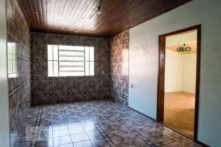 Cozinha de casa à venda com 4 quartos, 240m² em Campo Novo, Porto Alegre