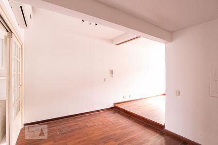 Sala de casa à venda com 2 quartos, 78m² em Tristeza, Porto Alegre