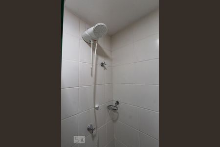 Banheiro de apartamento para alugar com 1 quarto, 26m² em Bela Vista, São Paulo