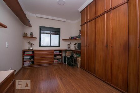 Apartamento à venda com 150m², 3 quartos e 3 vagasQuarto 