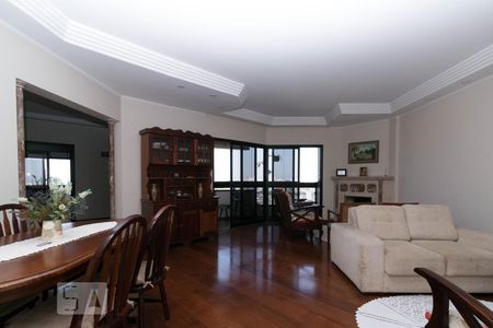 Sala de apartamento para alugar com 3 quartos, 150m² em Vila Matilde, São Paulo