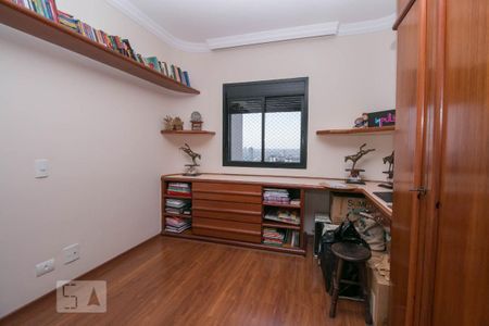 Apartamento à venda com 150m², 3 quartos e 3 vagasQuarto 