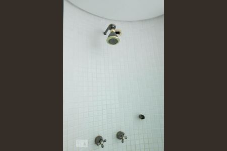 Apartamento à venda com 150m², 3 quartos e 3 vagasDetalhe Banheiro Suite 2