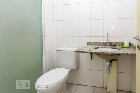 Apartamento para alugar com 55m², 2 quartos e 1 vaga Apartamento para alugar com 55m², 2 quartos e 1 vagaBanheiro