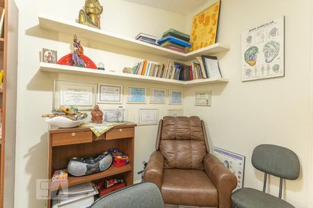 Casa à venda com 450m², 10 quartos e 3 vagasQuarto 2 Casa 1