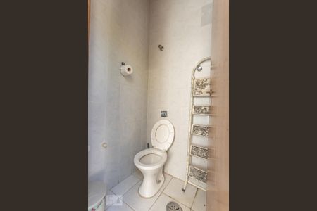 Casa à venda com 450m², 10 quartos e 3 vagasCorredor Casa 1