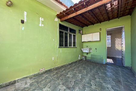 Apartamento para alugar com 120m², 2 quartos e 1 vaga Apartamento para alugar com 120m², 2 quartos e 1 vagaÁrea de Serviço