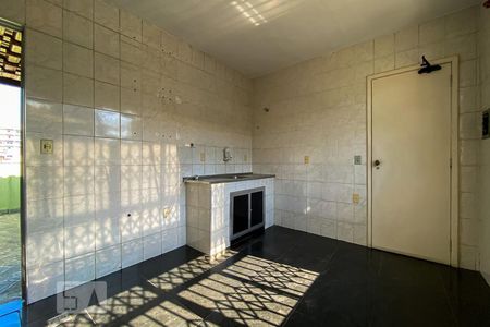 Apartamento para alugar com 120m², 2 quartos e 1 vaga Apartamento para alugar com 120m², 2 quartos e 1 vagaCozinha