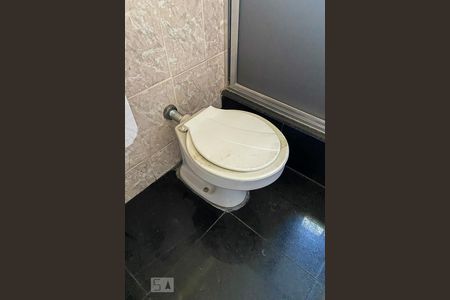 Apartamento para alugar com 120m², 2 quartos e 1 vaga Apartamento para alugar com 120m², 2 quartos e 1 vagaBanheiro