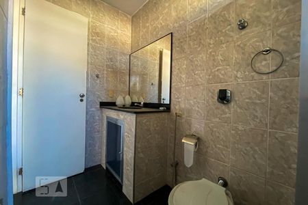 Apartamento para alugar com 120m², 2 quartos e 1 vaga Apartamento para alugar com 120m², 2 quartos e 1 vagaBanheiro