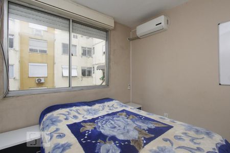 QUARTO de apartamento à venda com 1 quarto, 54m² em Humaitá, Porto Alegre