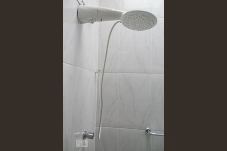 Casa para alugar com 120m², 2 quartos e 2 vagasBanheiro