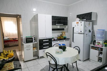 Casa para alugar com 120m², 2 quartos e 2 vagasCozinha