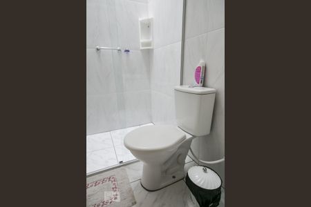 Casa para alugar com 120m², 2 quartos e 2 vagasBanheiro