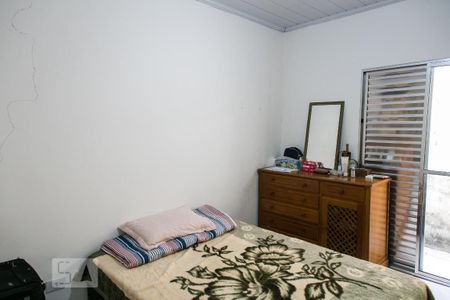 Casa para alugar com 120m², 2 quartos e 2 vagasQuarto