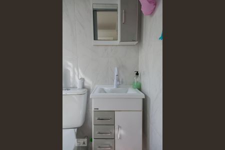 Banheiro da Suíte de casa à venda com 2 quartos, 120m² em Vila Gustavo, São Paulo