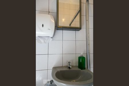 Casa para alugar com 120m², 2 quartos e 2 vagasBanheiro 2