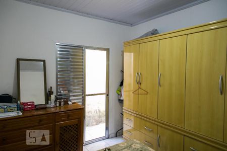 Casa para alugar com 120m², 2 quartos e 2 vagasQuarto