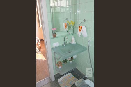 Apartamento à venda com 142m², 3 quartos e 1 vagaBanheiro da Suíte