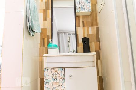 Lavabo de apartamento para alugar com 2 quartos, 44m² em Penha de França, São Paulo
