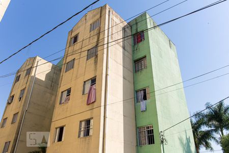 Apartamento para alugar com 44m², 2 quartos e 1 vaga Apartamento para alugar com 44m², 2 quartos e 1 vagaFachada