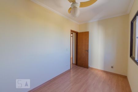 Apartamento para alugar com 82m², 3 quartos e 1 vaga Apartamento para alugar com 82m², 3 quartos e 1 vagaQuarto 3