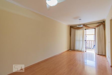 Apartamento para alugar com 82m², 3 quartos e 1 vaga Apartamento para alugar com 82m², 3 quartos e 1 vagaSala