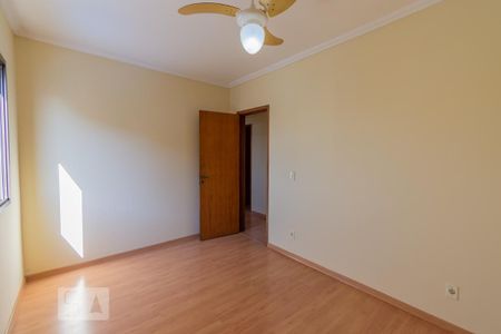 Apartamento para alugar com 82m², 3 quartos e 1 vaga Apartamento para alugar com 82m², 3 quartos e 1 vagaQuarto 1