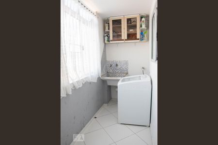 Apartamento à venda com 142m², 3 quartos e 1 vagaÁrea de serviço