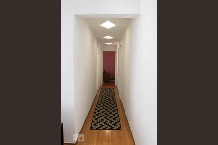 Corredor de apartamento à venda com 3 quartos, 142m² em Anchieta, São Bernardo do Campo