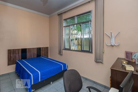 Quarto 1 de casa para alugar com 2 quartos, 90m² em Irajá, Rio de Janeiro