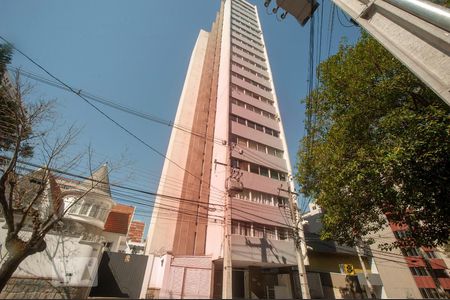 Apartamento para alugar com 60m², 1 quarto e sem vagaFachada