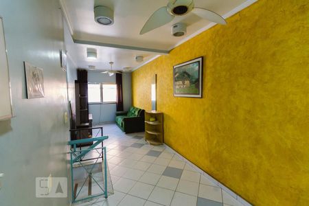 Sala de casa para alugar com 7 quartos, 183m² em Barra Funda, São Paulo