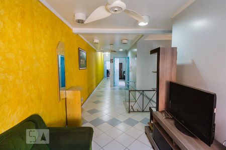 Sala de casa para alugar com 7 quartos, 183m² em Barra Funda, São Paulo