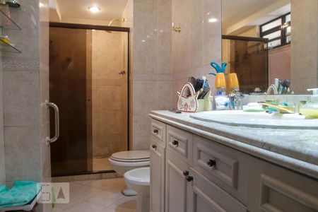 Casa à venda com 370m², 4 quartos e 2 vagasBanheiro do Quarto 4 - Suíte