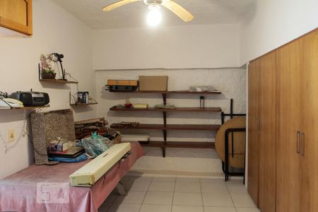 Casa à venda com 370m², 4 quartos e 2 vagasDispensa