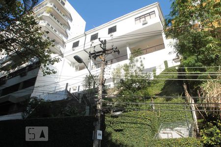 Casa à venda com 370m², 4 quartos e 2 vagasFachada da Casa