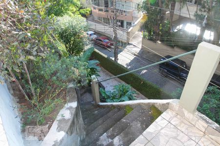 Casa à venda com 370m², 4 quartos e 2 vagasJardim