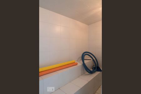 Casa à venda com 370m², 4 quartos e 2 vagasSauna