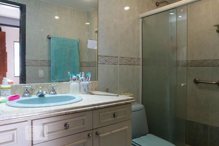 Casa à venda com 370m², 4 quartos e 2 vagasBanheiro Social