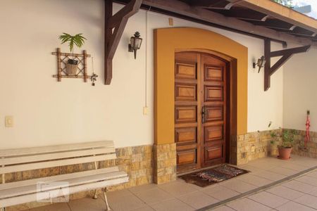 Casa à venda com 370m², 4 quartos e 2 vagasPorta de Entrada da Sala