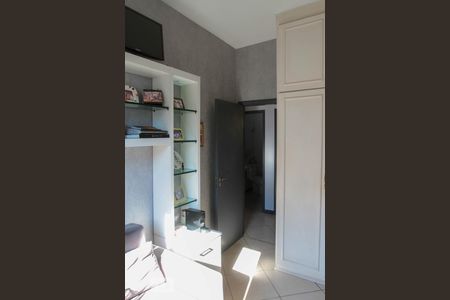 Quarto 1 de casa à venda com 4 quartos, 370m² em Humaitá, Rio de Janeiro