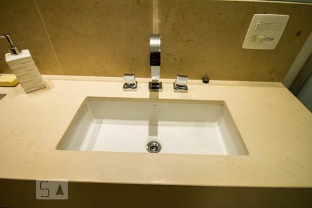 Studio à venda com 80m², 1 quarto e 2 vagasBanheiro - Torneira