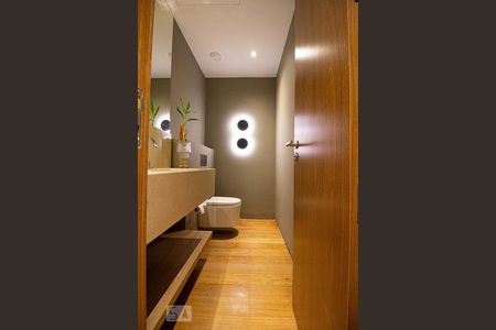 Studio à venda com 80m², 1 quarto e 2 vagasLavabo